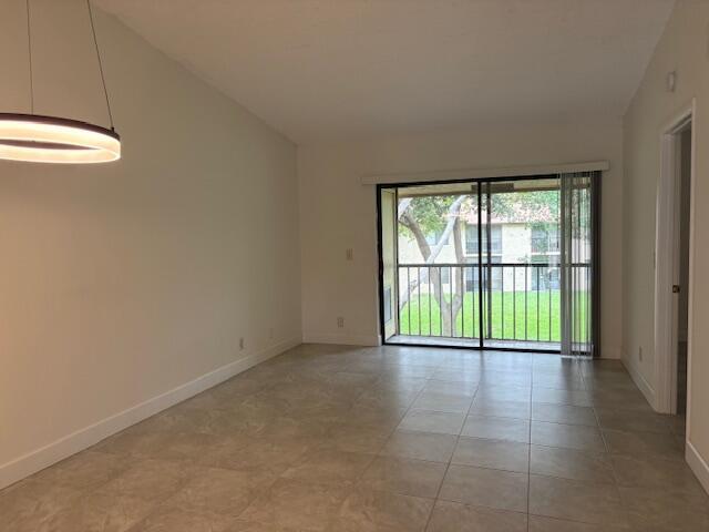 KENSINGTON WALK CONDO - Residential