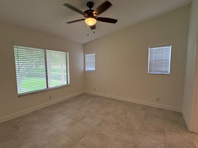 KENSINGTON WALK CONDO - Residential