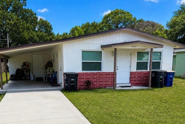 2605 AVENUE N, FORT PIERCE, FL 34947 - Image 61087bc5f90003aa2c9b2018f88d64bb/2824670815