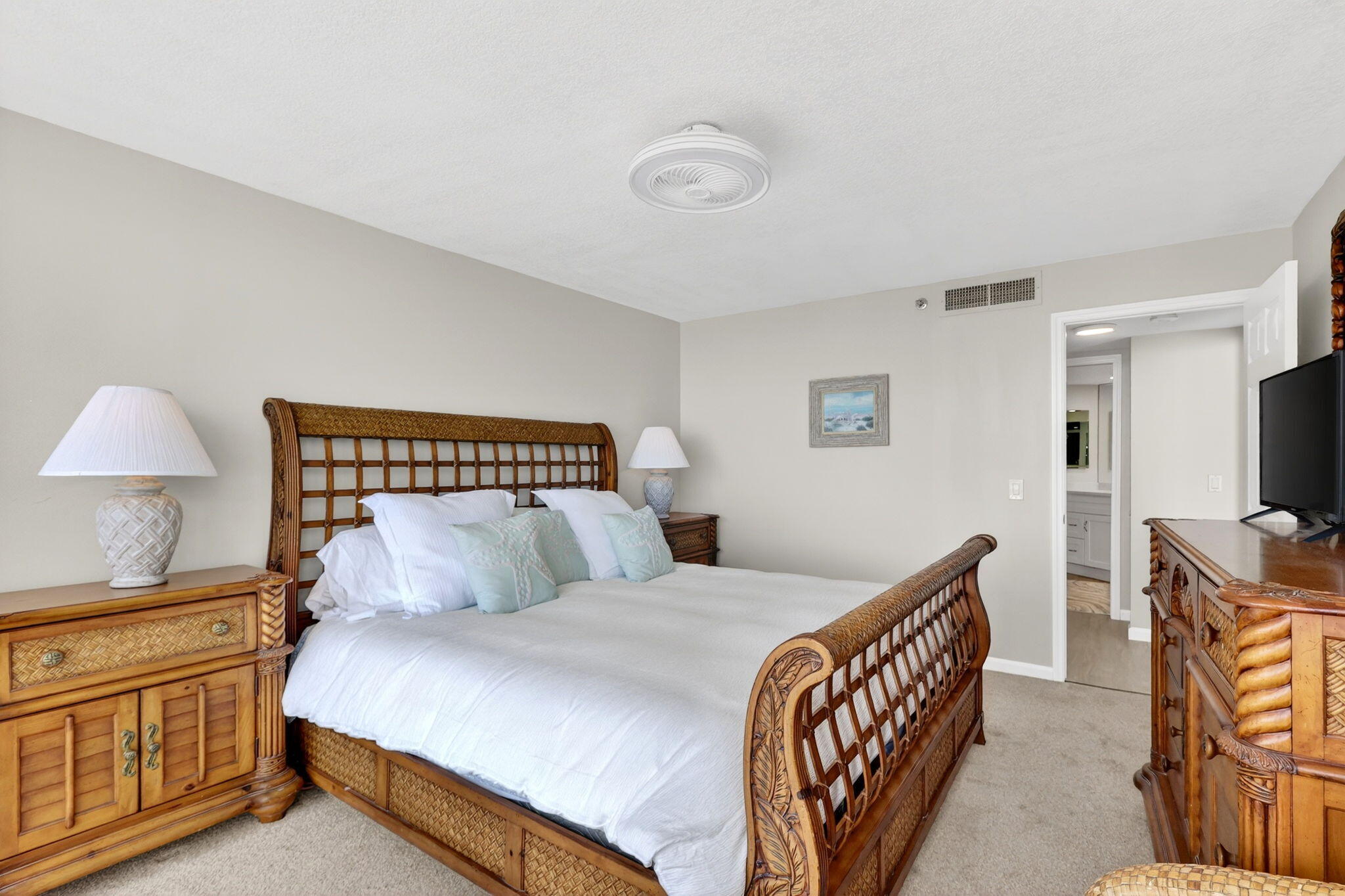 PRINCESS OF HUTCHINSON ISLAND - Residential Lease