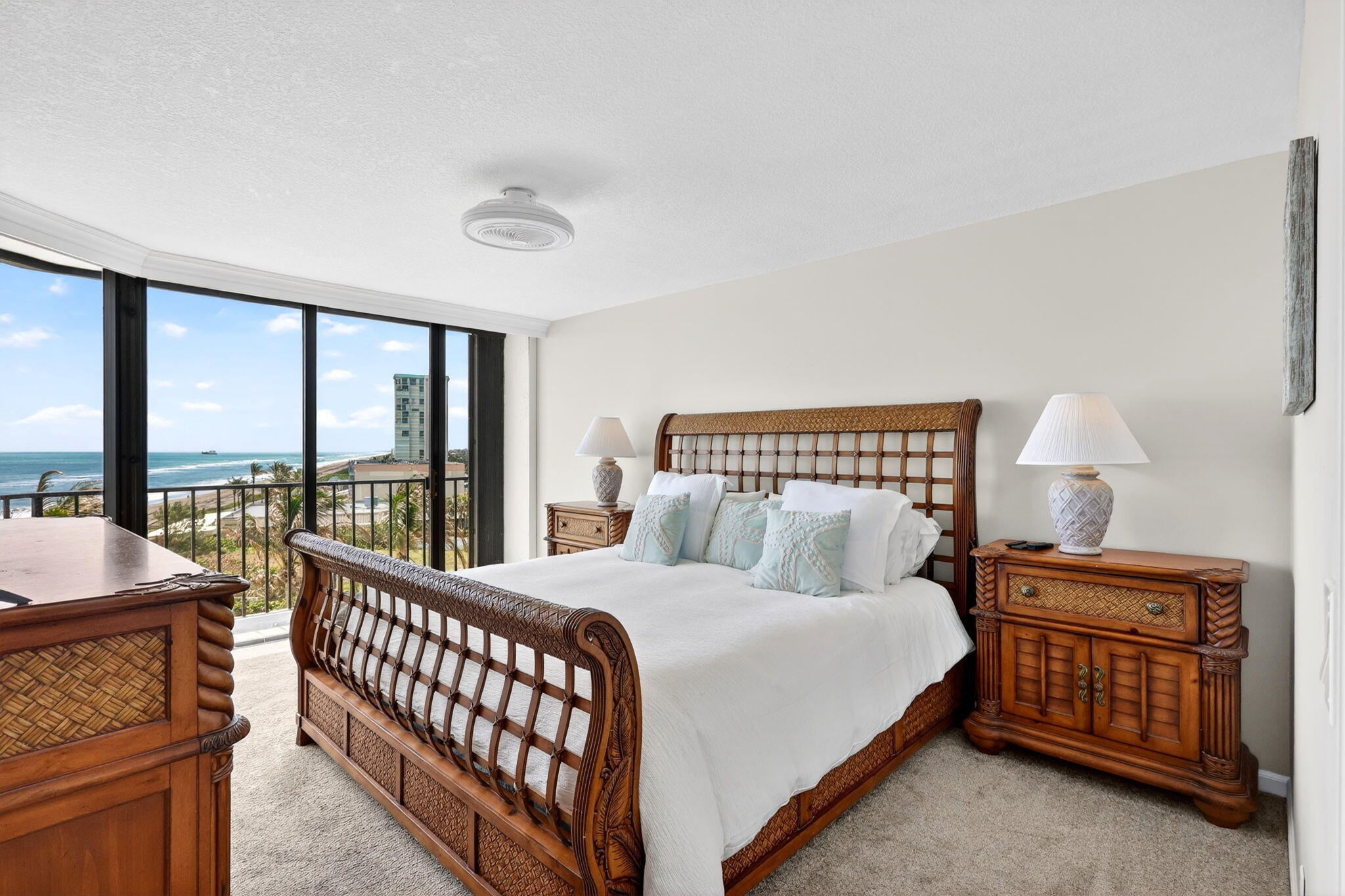 PRINCESS OF HUTCHINSON ISLAND - Residential Lease
