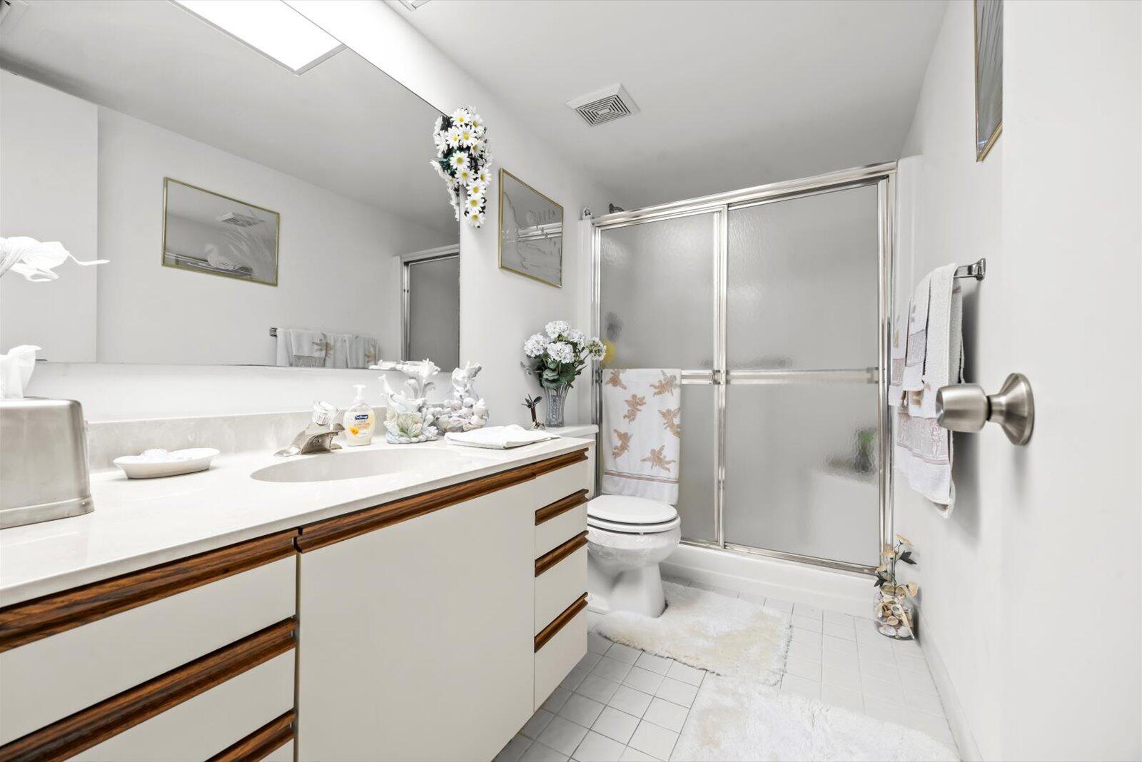 PARKVIEW CONDO - Residential