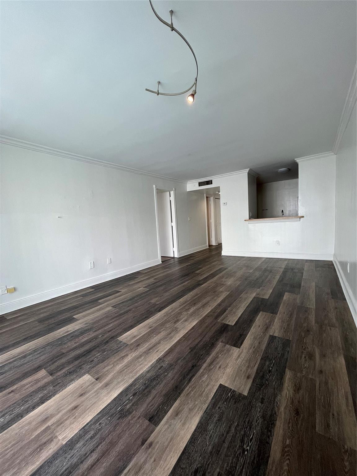 492 NW 165th Street Road