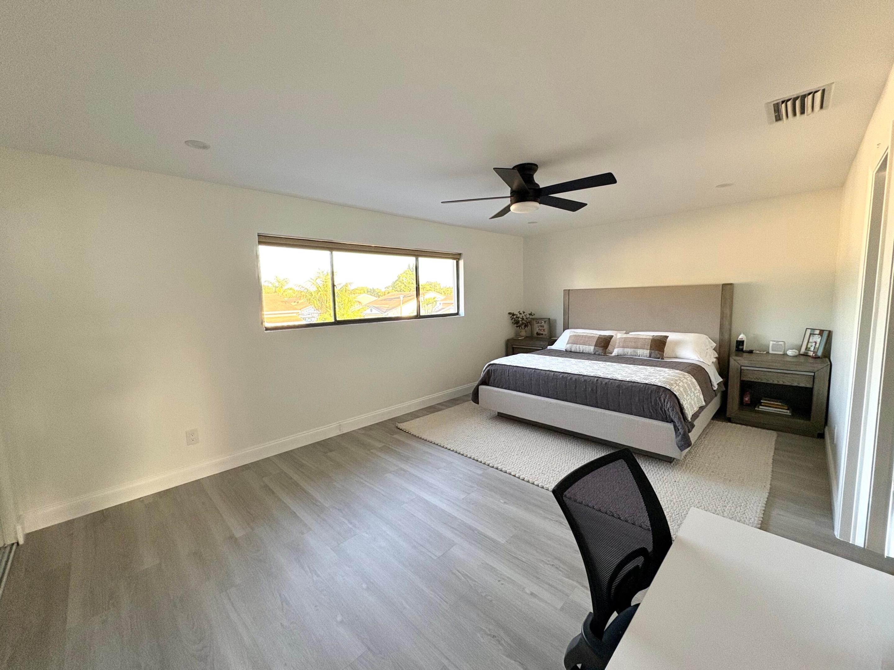 BOYNTON LAKES 4 - Residential