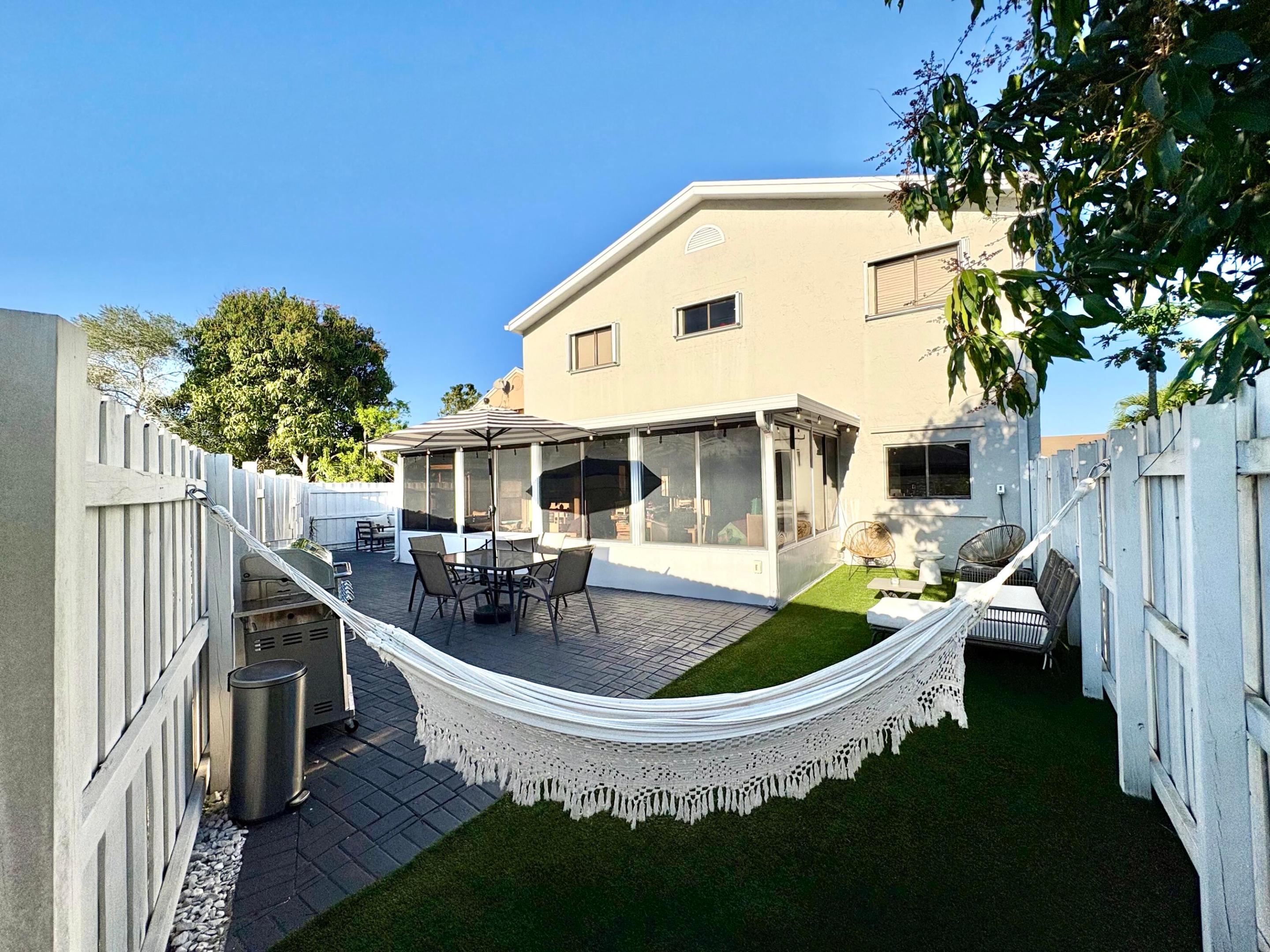 BOYNTON LAKES 4 - Residential