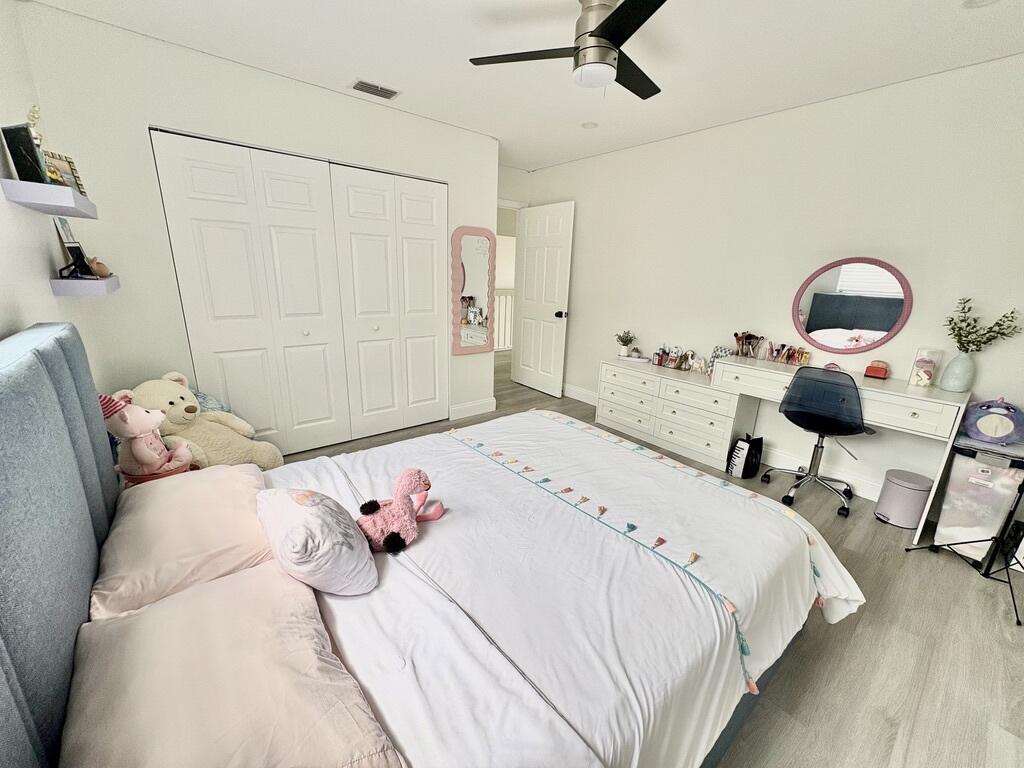 BOYNTON LAKES 4 - Residential