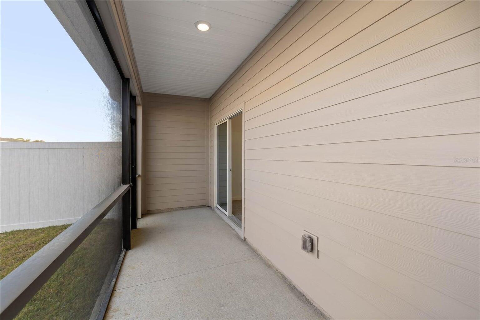 OAK HAMMOCK PRESERVE - Residential Lease