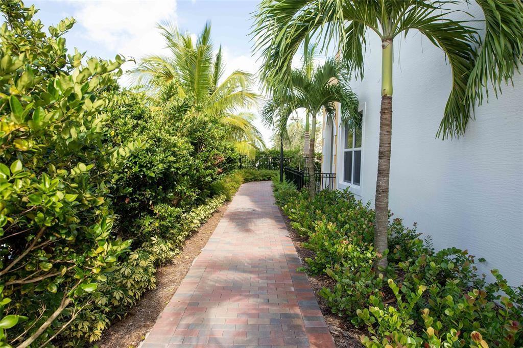 CENTRA FALLS WEST - Residential Lease