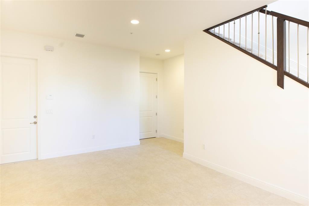 CENTRA FALLS WEST - Residential Lease