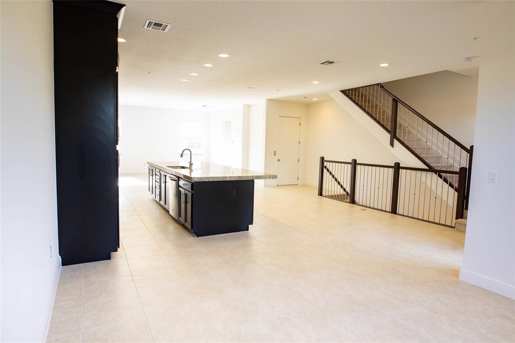 CENTRA FALLS WEST - Residential Lease