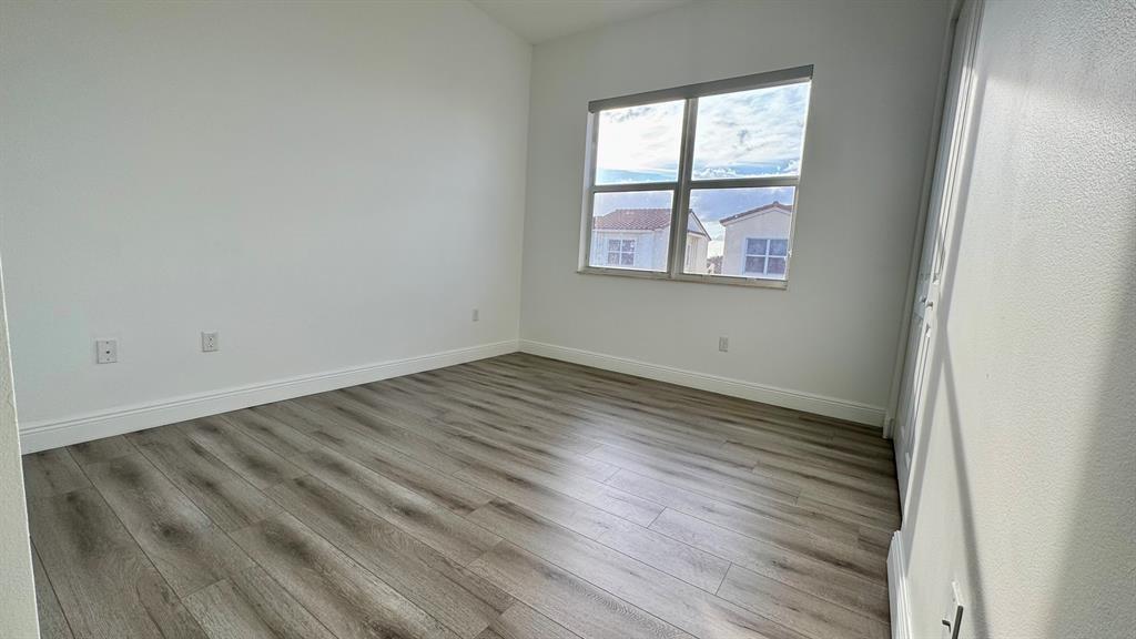 CENTRA FALLS WEST - Residential Lease