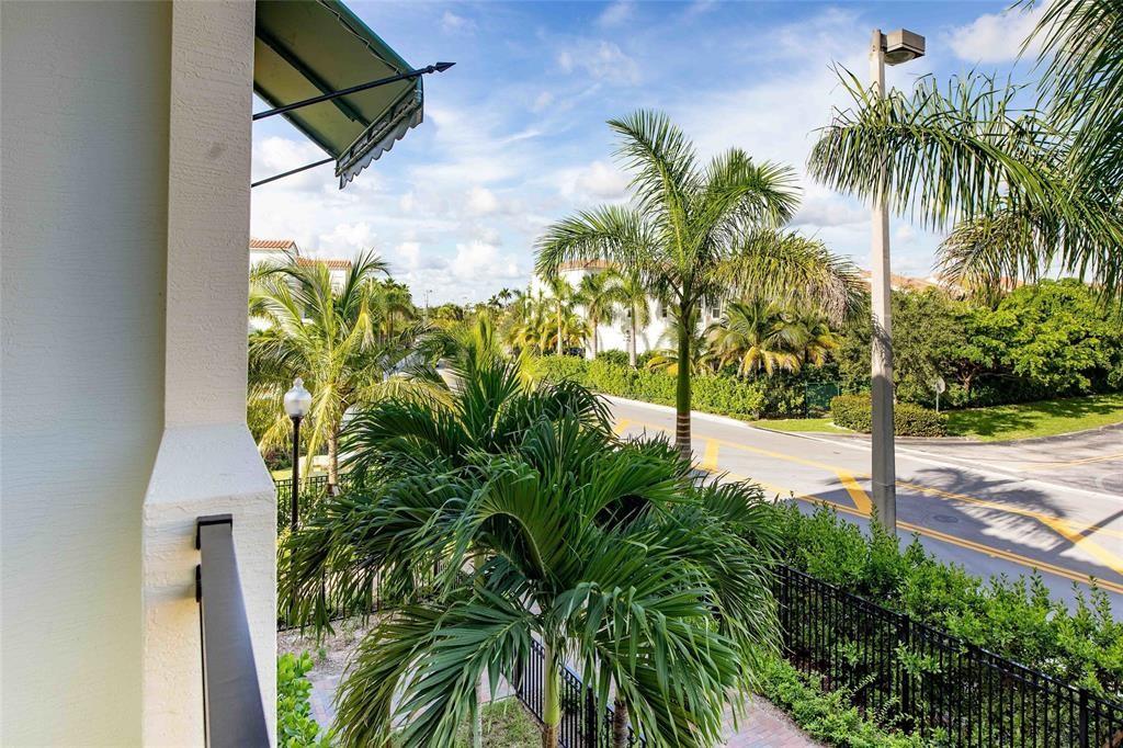 CENTRA FALLS WEST - Residential Lease