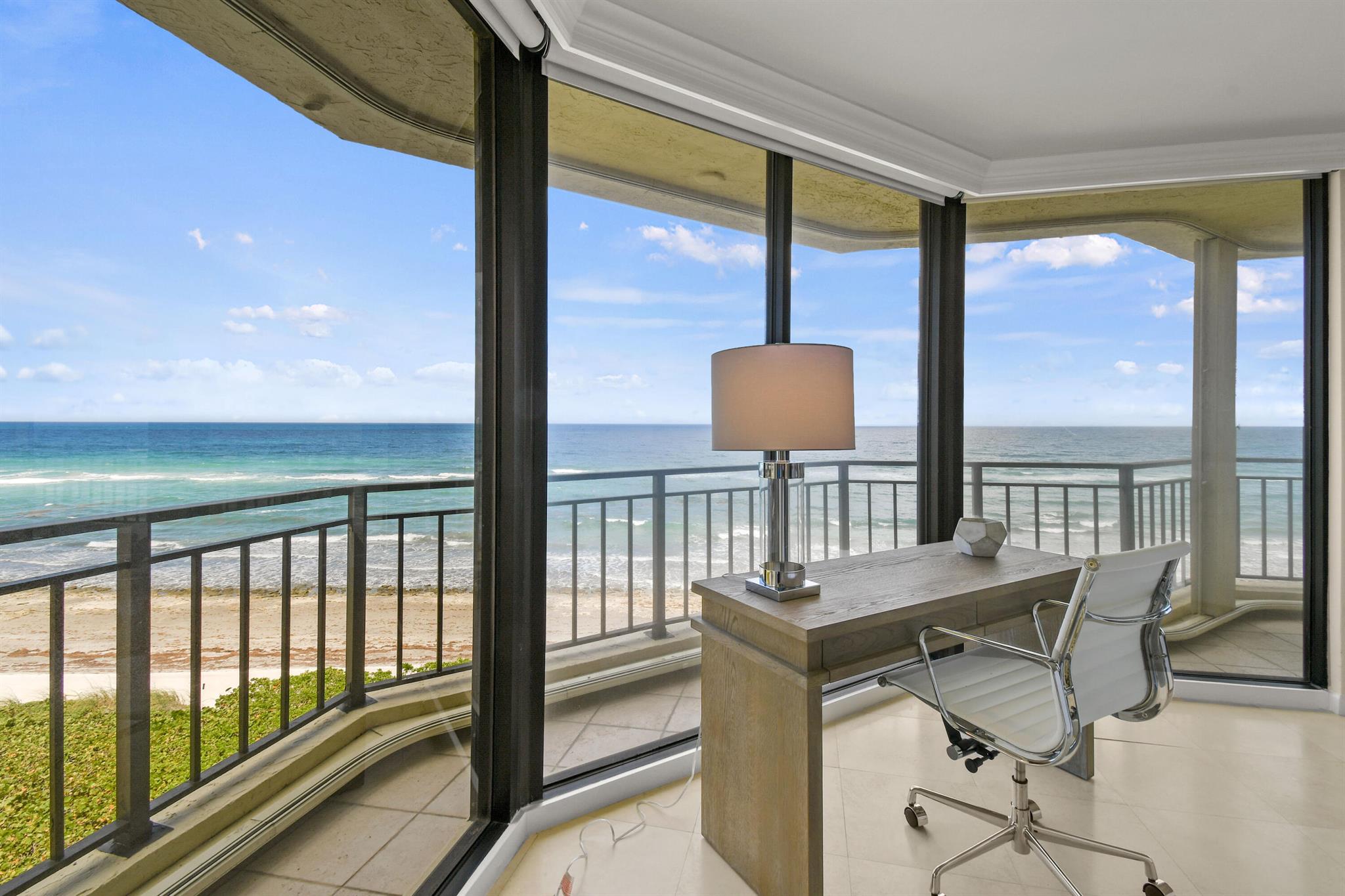 LANDFALL CONDO - Residential
