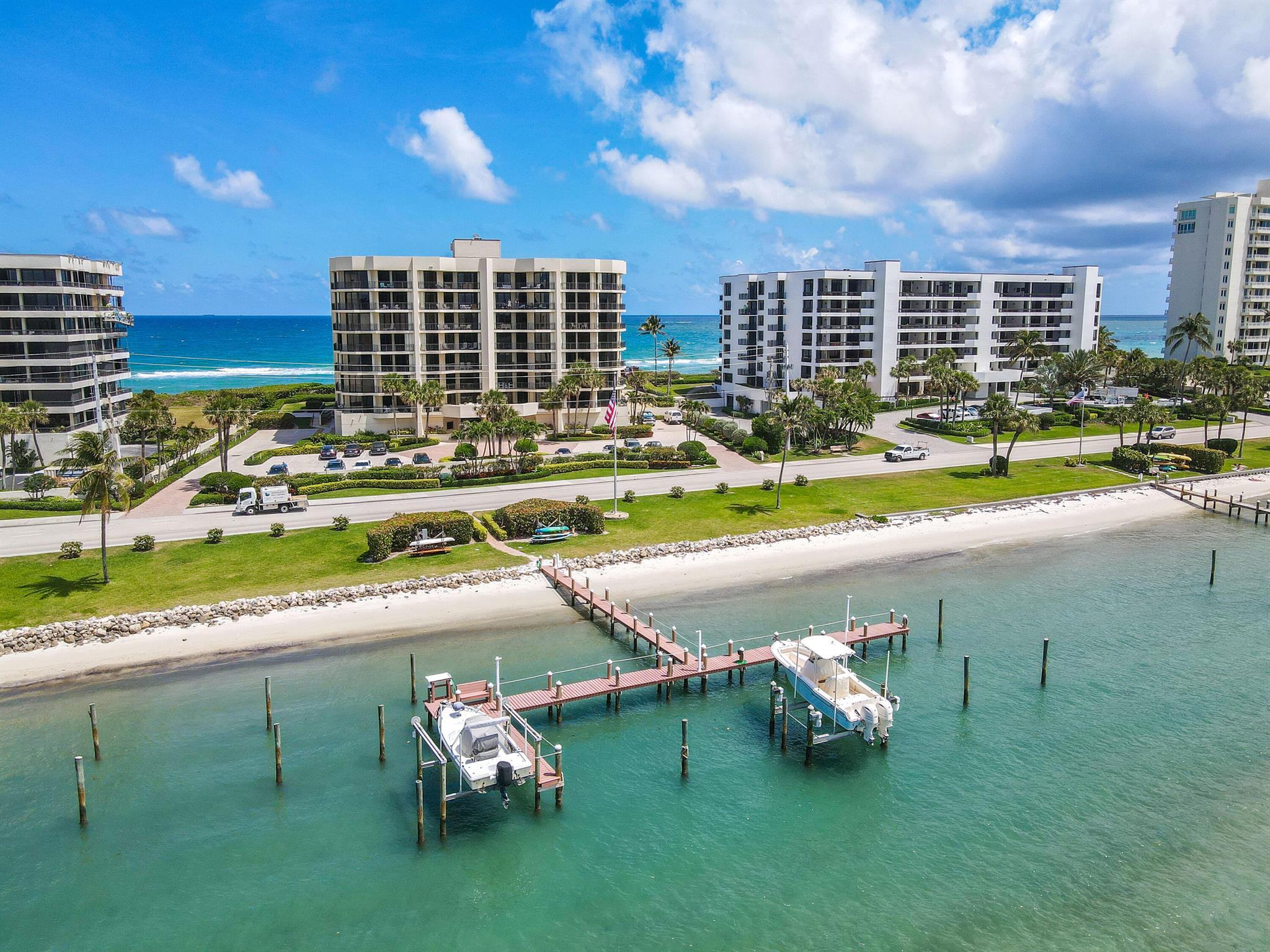 LANDFALL CONDO - Residential