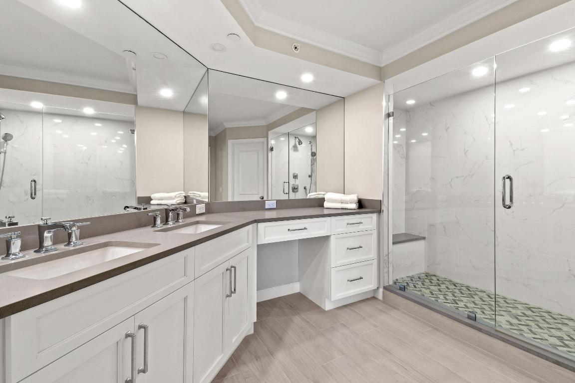 LANDFALL CONDO - Residential