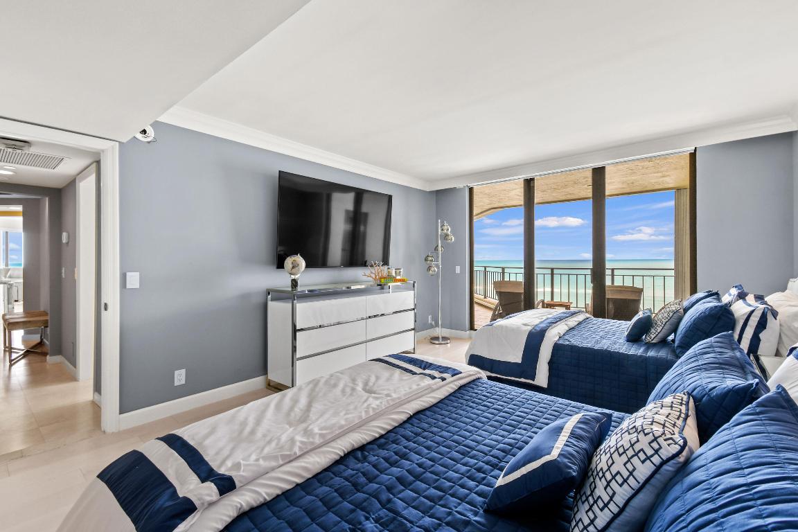 LANDFALL CONDO - Residential