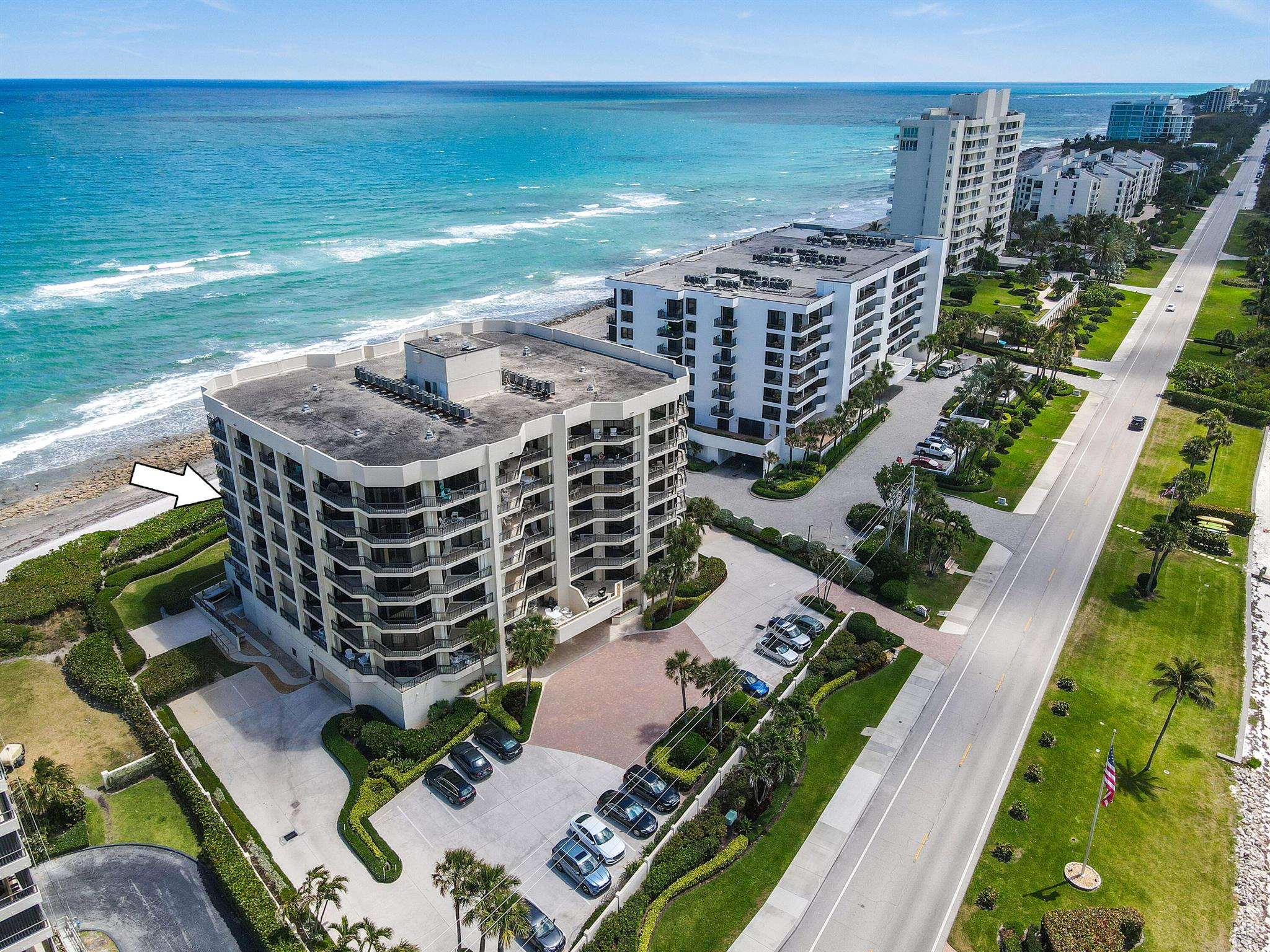 LANDFALL CONDO - Residential