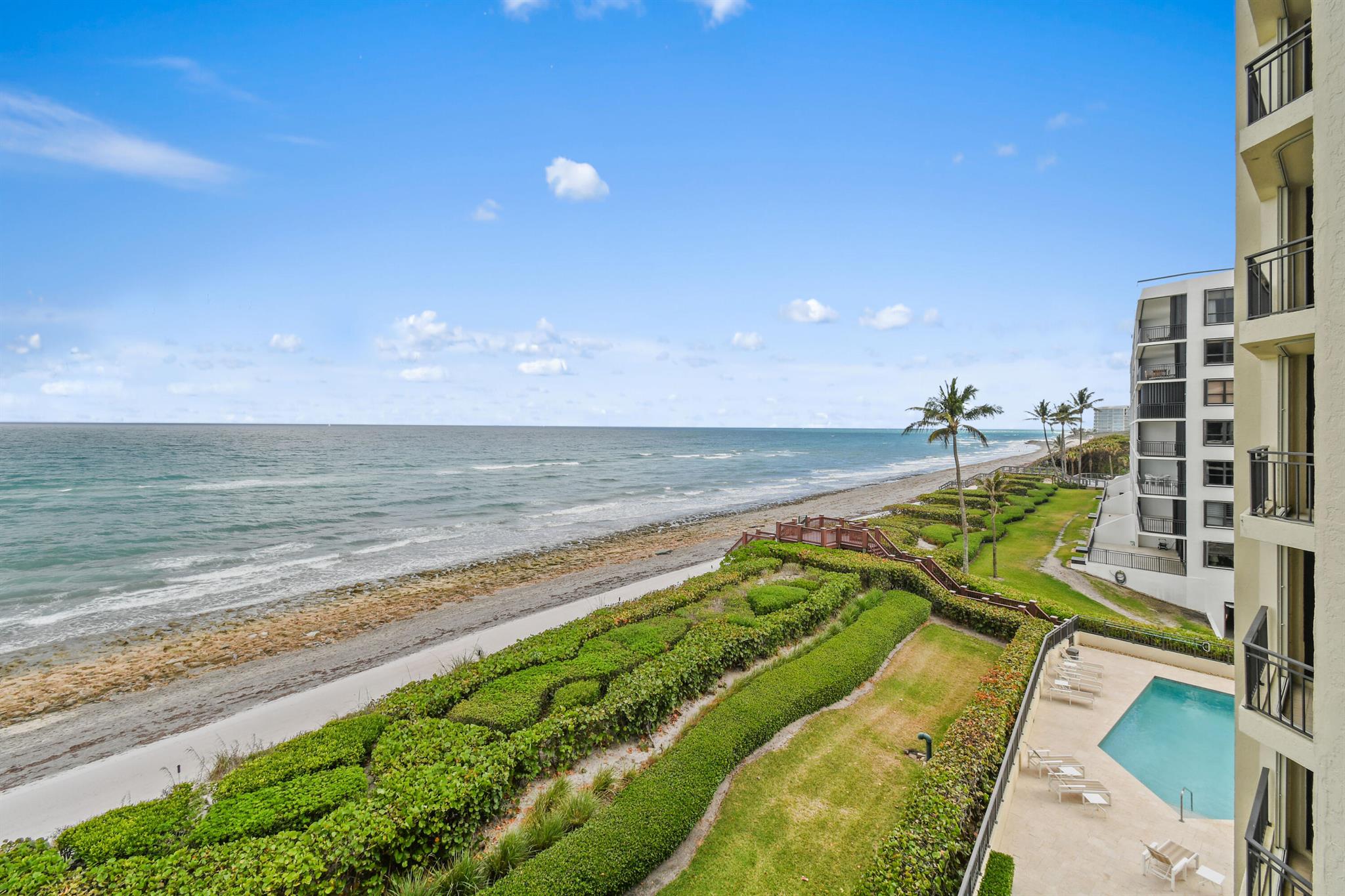 LANDFALL CONDO - Residential