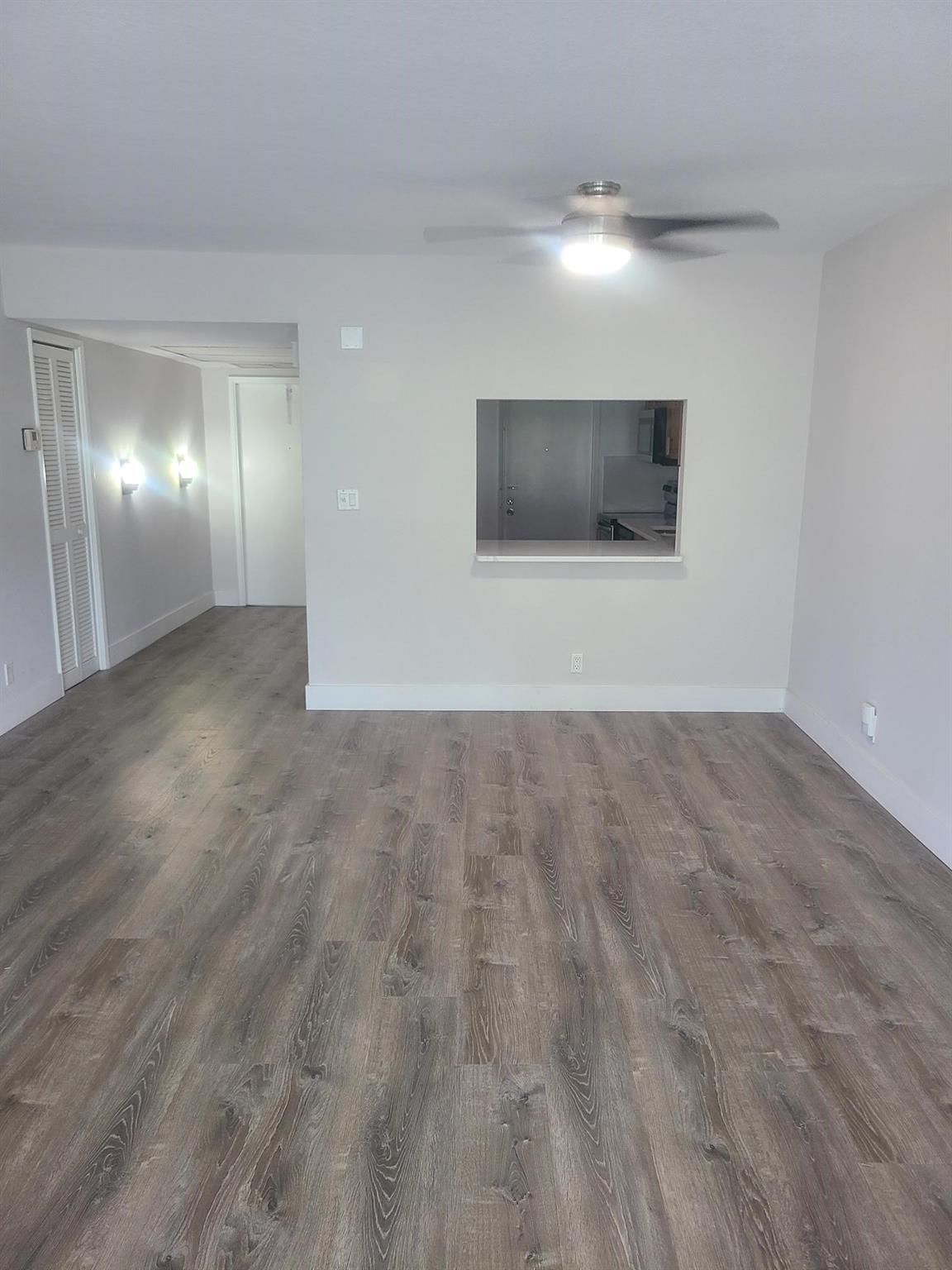 2851 S Palm Aire Dr 109