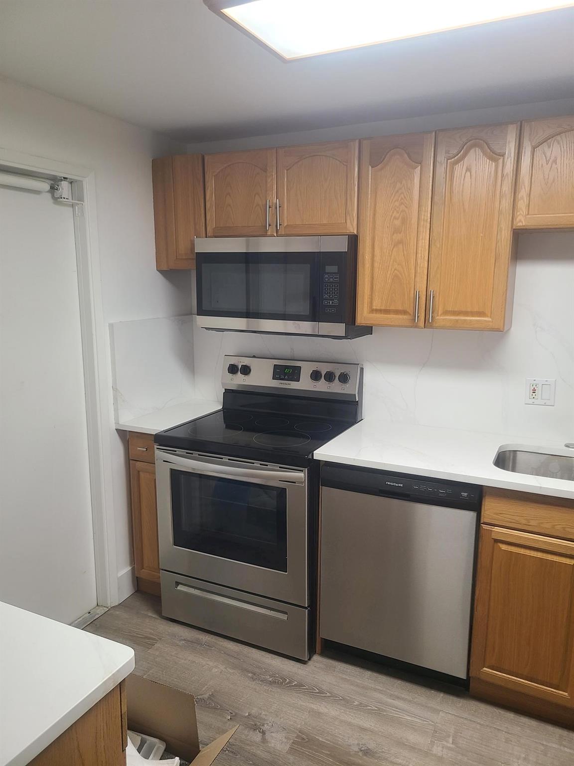 2851 S Palm Aire Dr 109