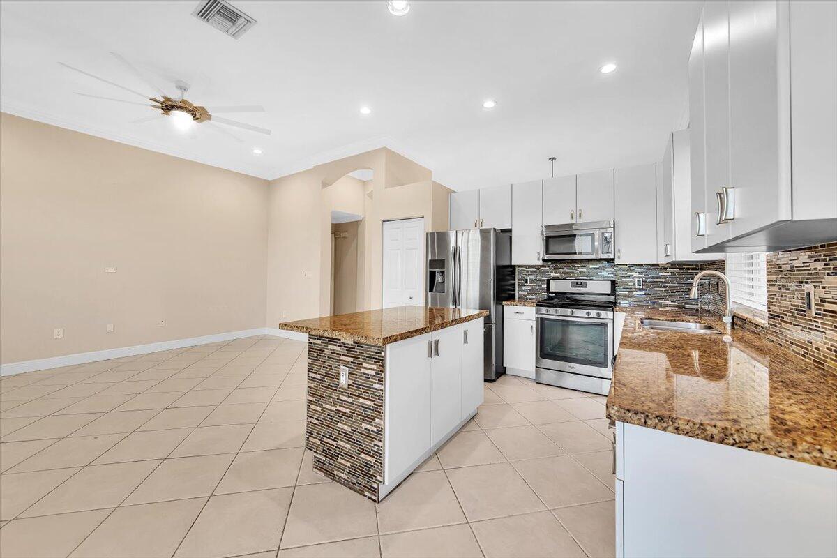 PEMBROKE FALLS PHASE 7 - Residential