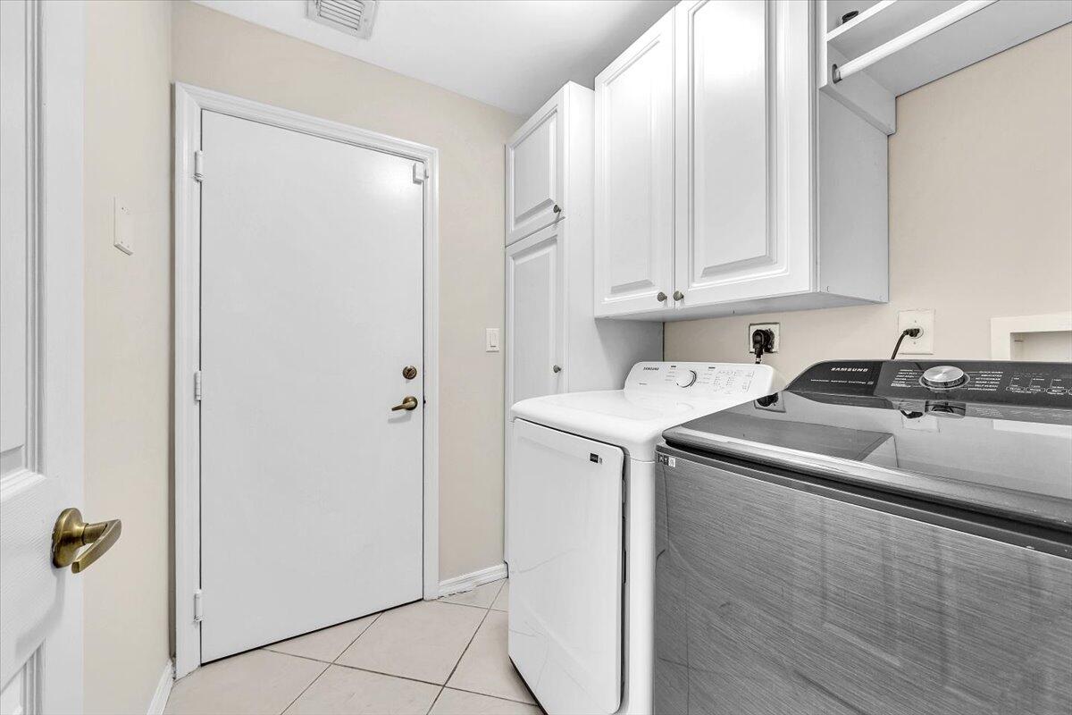 PEMBROKE FALLS PHASE 7 - Residential