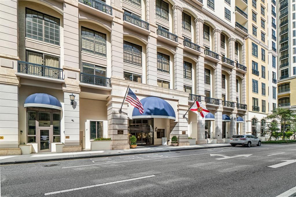 Photo of 801 S Olive Avenue #925, West Palm Beach, FL 33401 (MLS # R10653359)