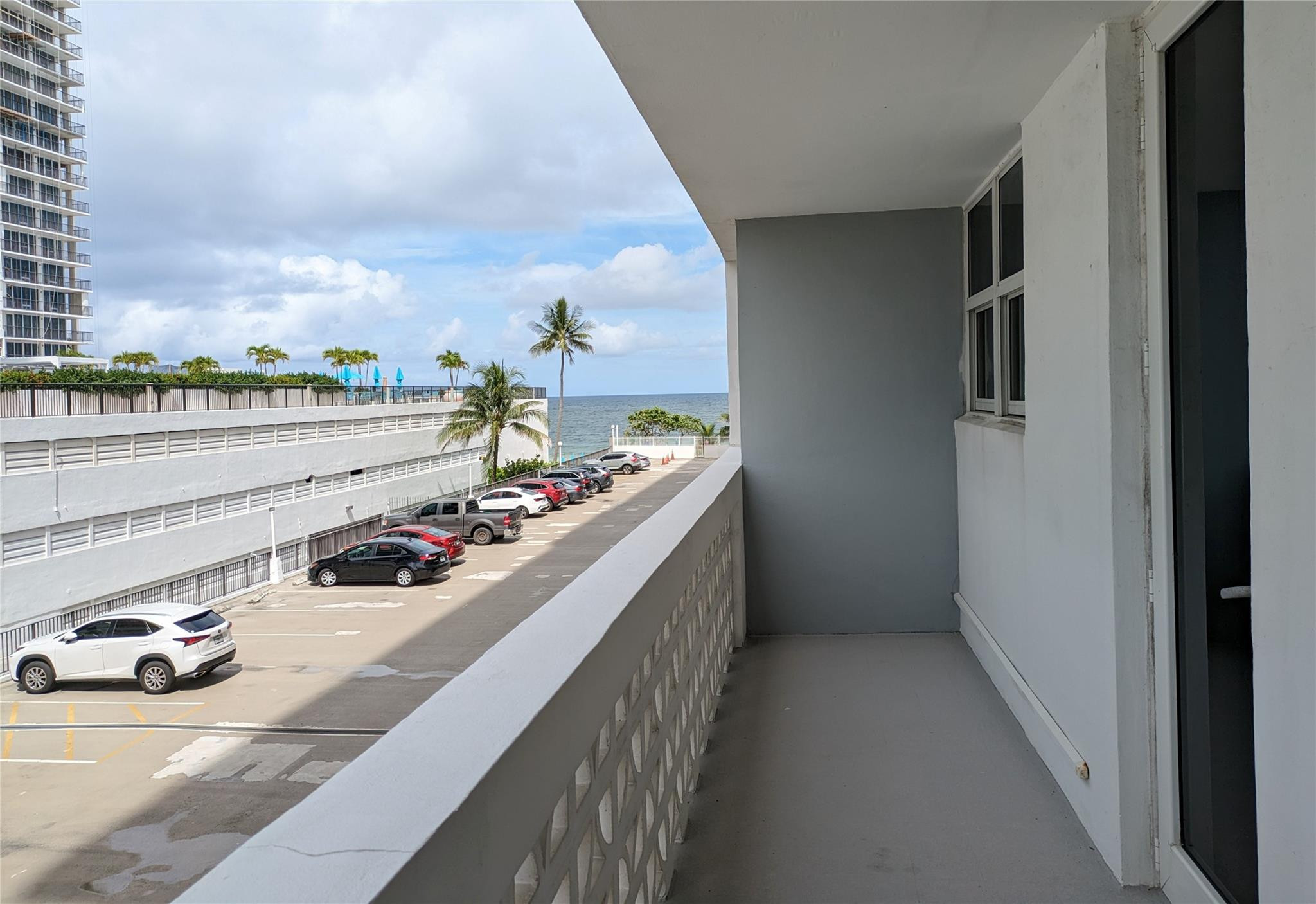 4250 Galt Ocean Drive 2E