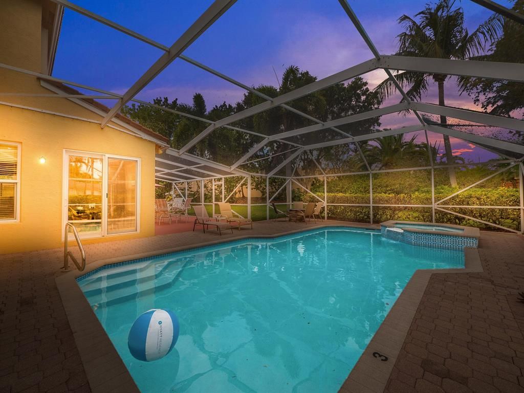 Photo of 422 Oriole Circle, Jupiter, FL 33458 (MLS # R10794487)