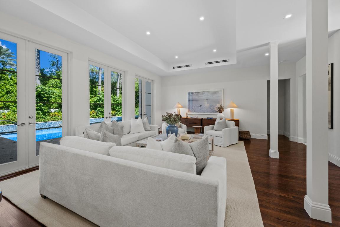 VIA VIZCAYA ADD IN - Residential