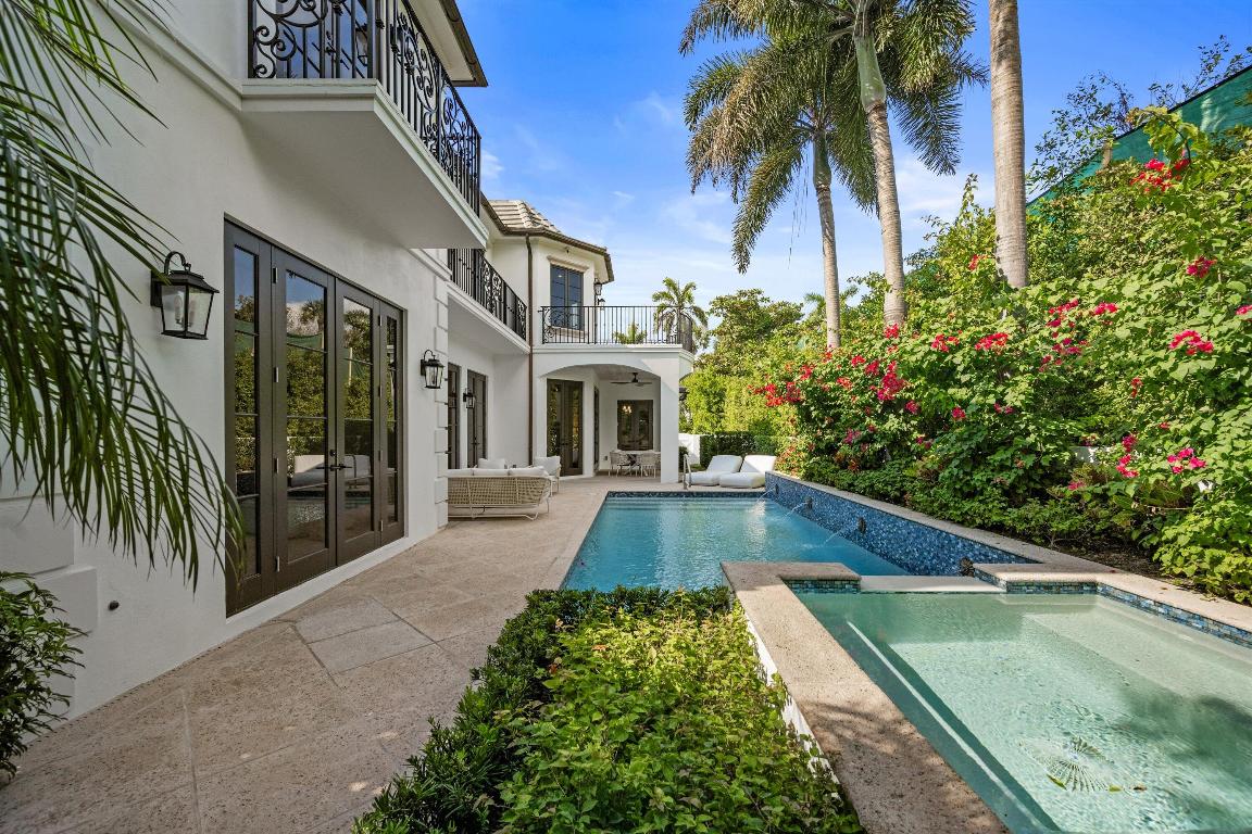 VIA VIZCAYA ADD IN - Residential