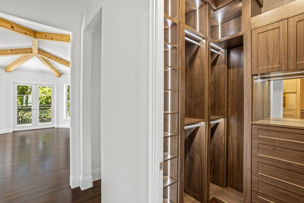 VIA VIZCAYA ADD IN - Residential