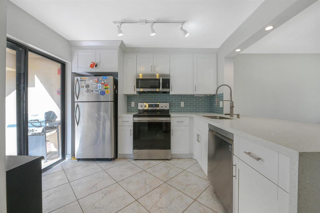 SANCTUARY PINES IN BOCA RATON CONDO - Residential