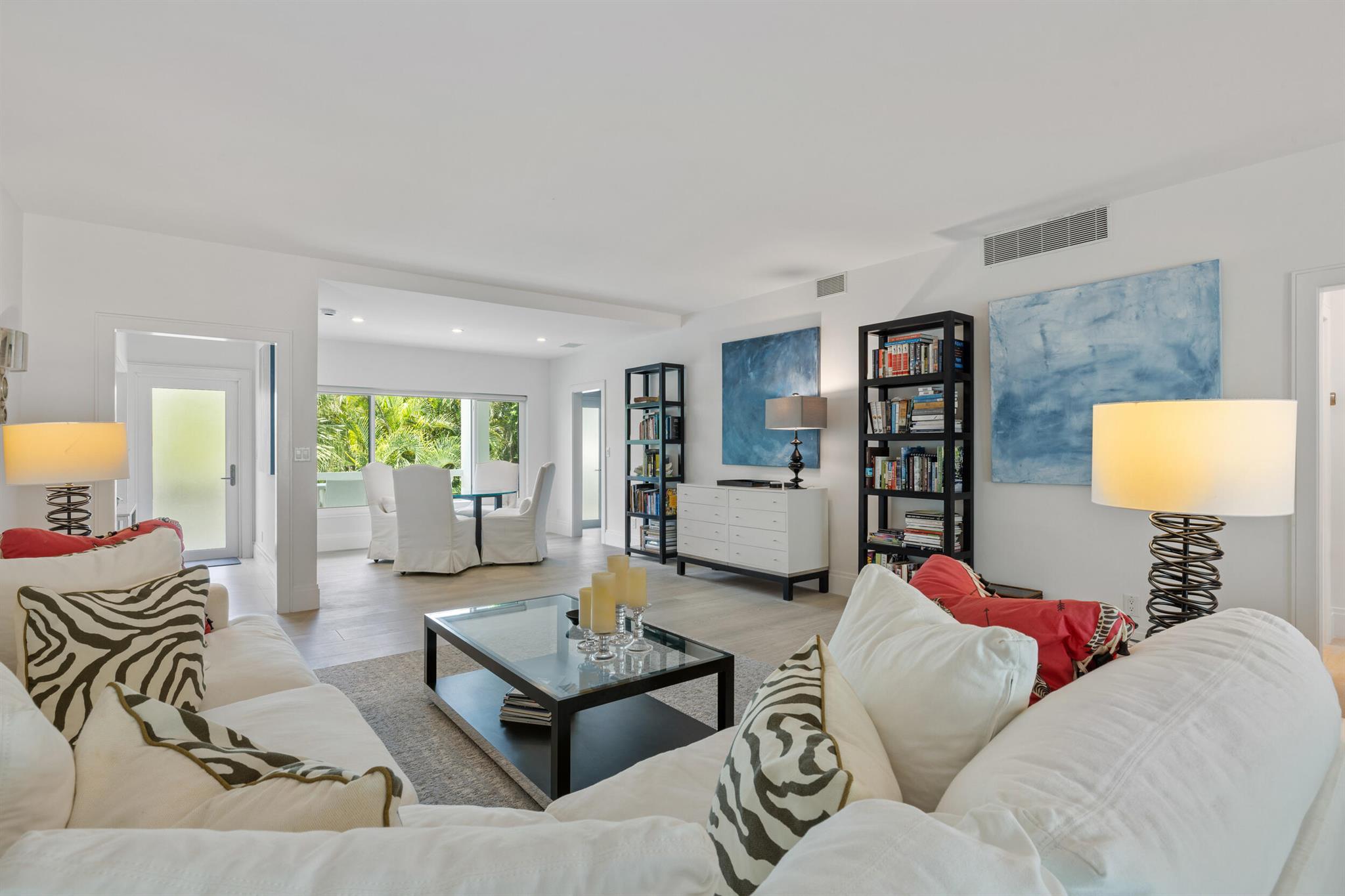 300 S Ocean Boulevard 3g, Palm Beach, FL, 33480/$2,300,000 4 300 S Ocean Boulevard 3g