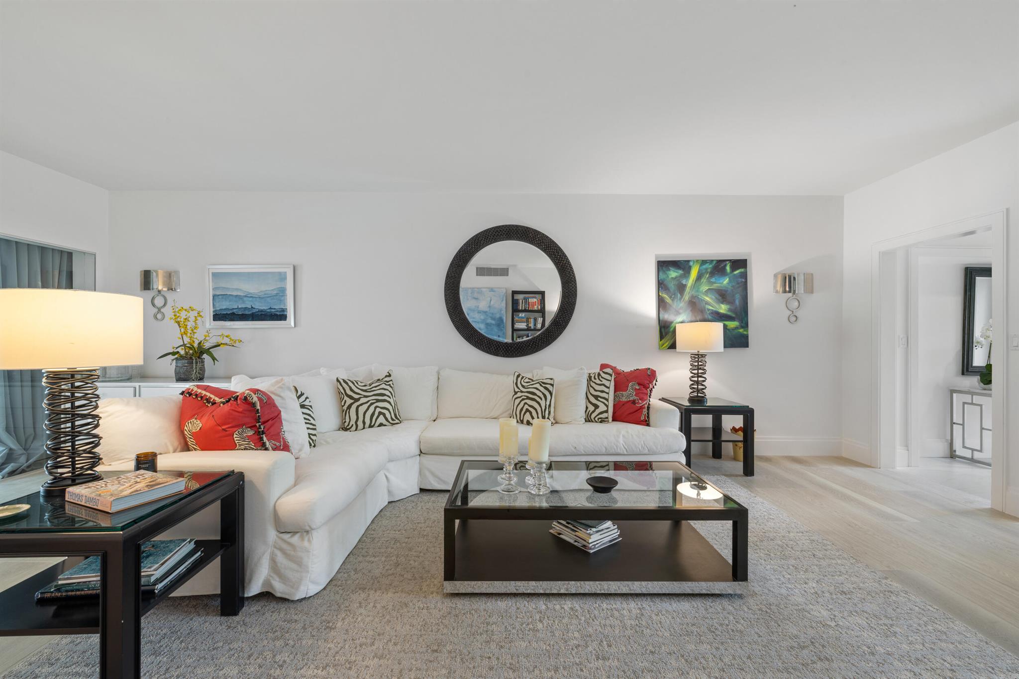 300 S Ocean Boulevard 3g, Palm Beach, FL, 33480/$2,300,000 3 300 S Ocean Boulevard 3g