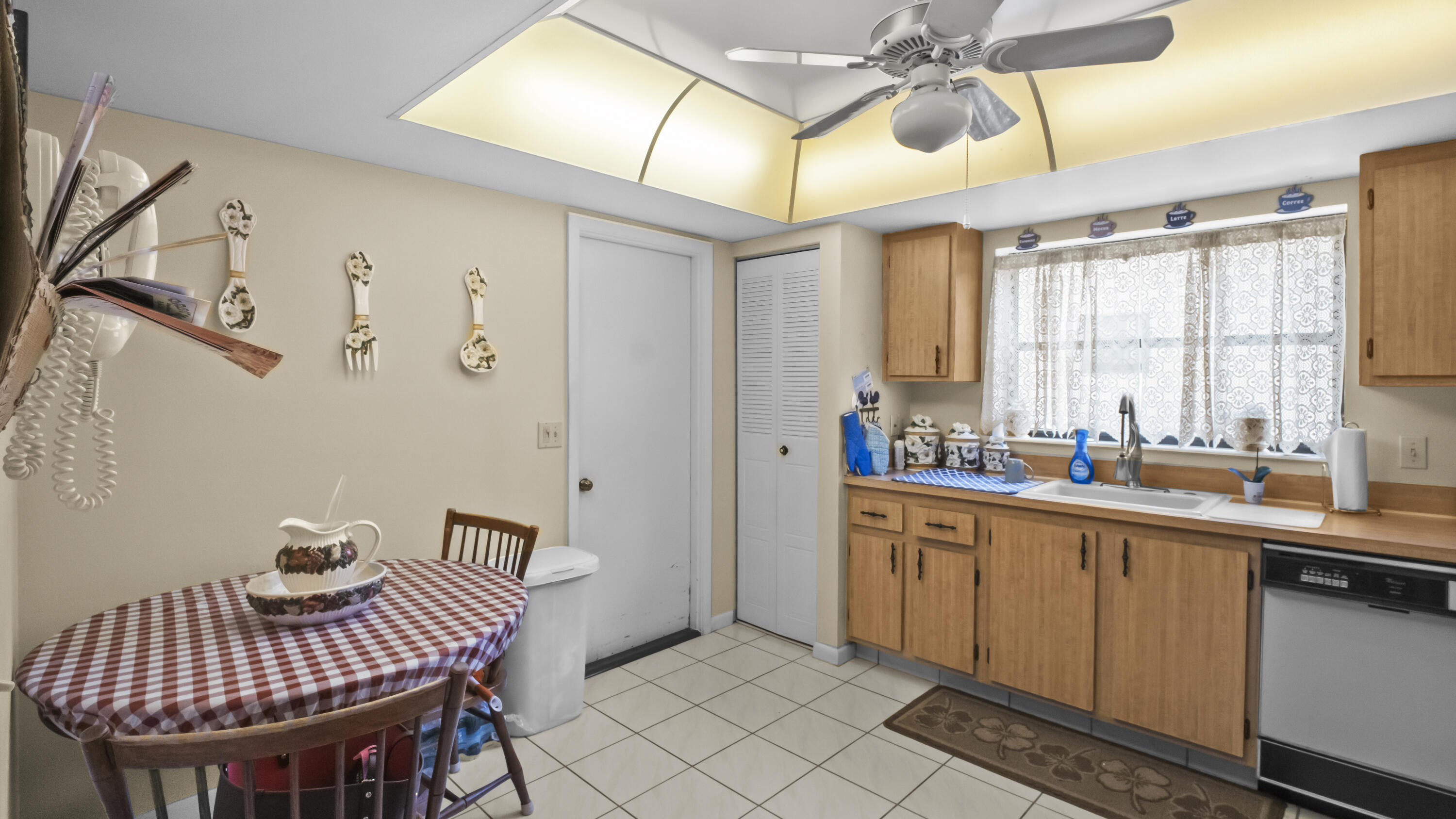 BUTTONWOOD 2 - Residential