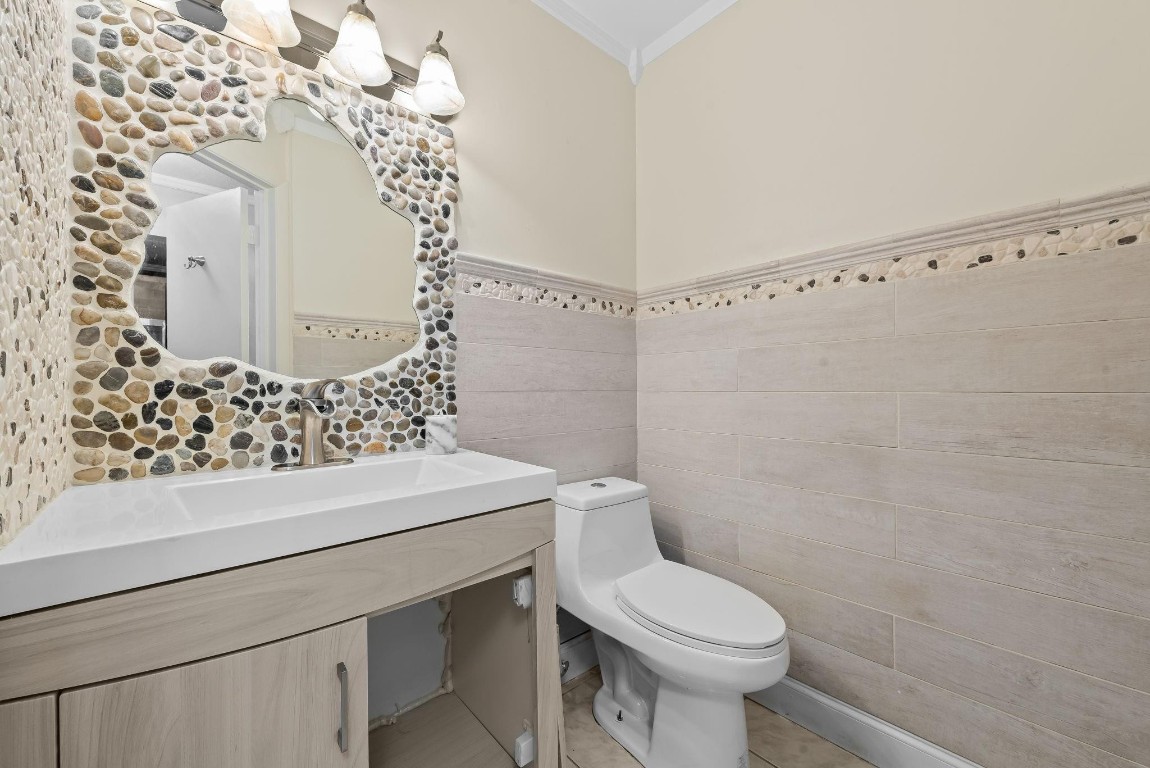 SPRINGDALE LAKE - Residential