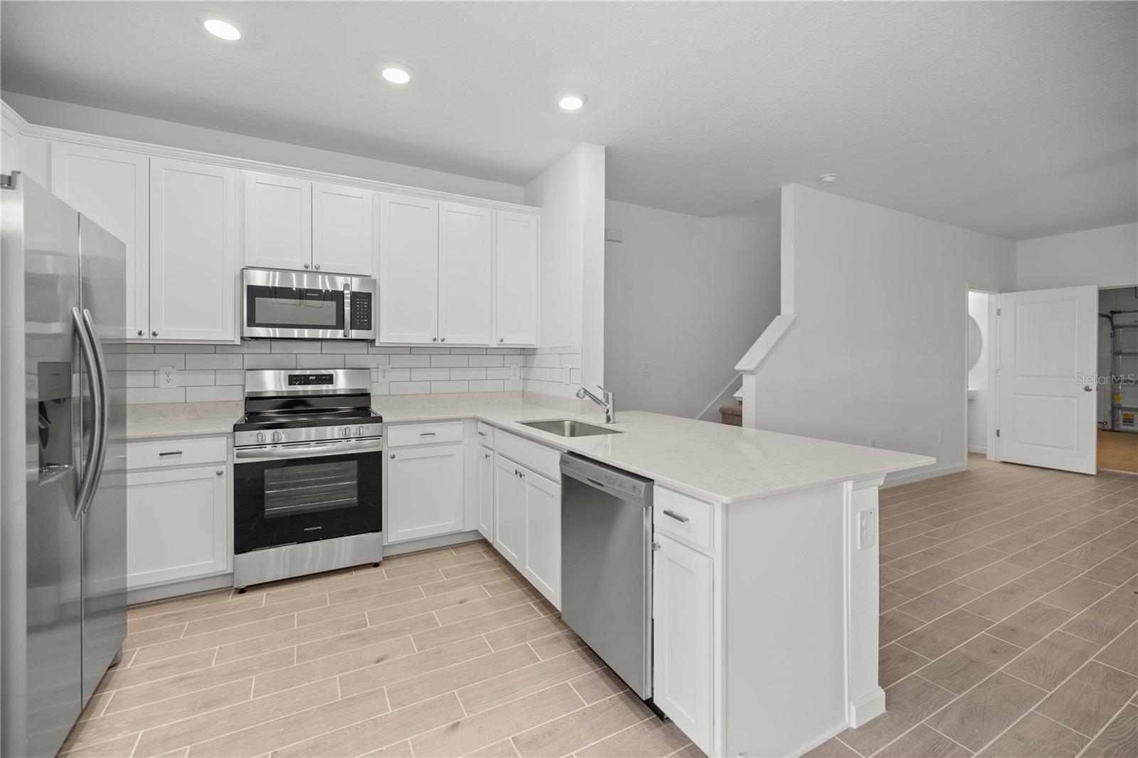 OAK HAMMOCK PRESERVE - Residential Lease