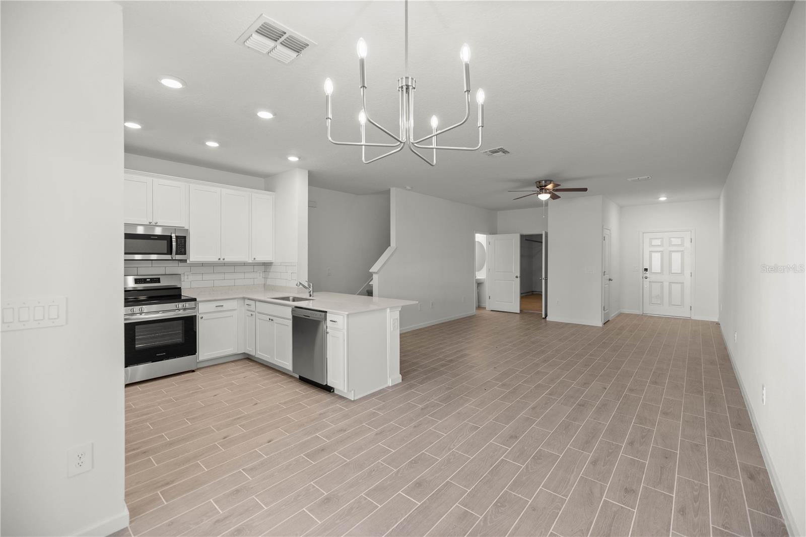 OAK HAMMOCK PRESERVE - Residential Lease