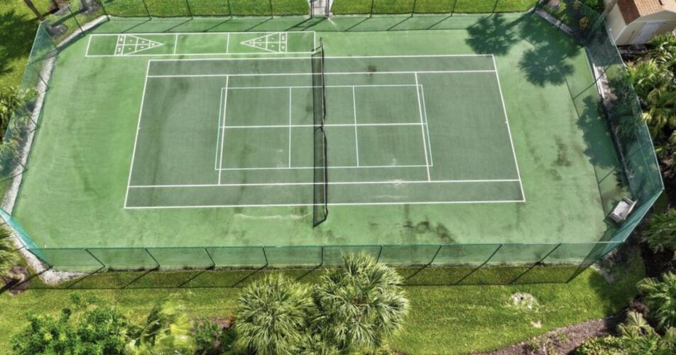 HIBISCUS BY THE SEA CONDOMINIUM - Residential Lease