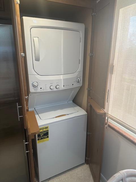 HIBISCUS BY THE SEA CONDOMINIUM - Residential Lease