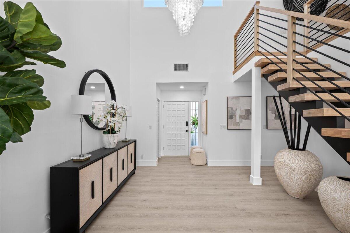 GREENS CAY OF JONATHANS LANDING - Residential