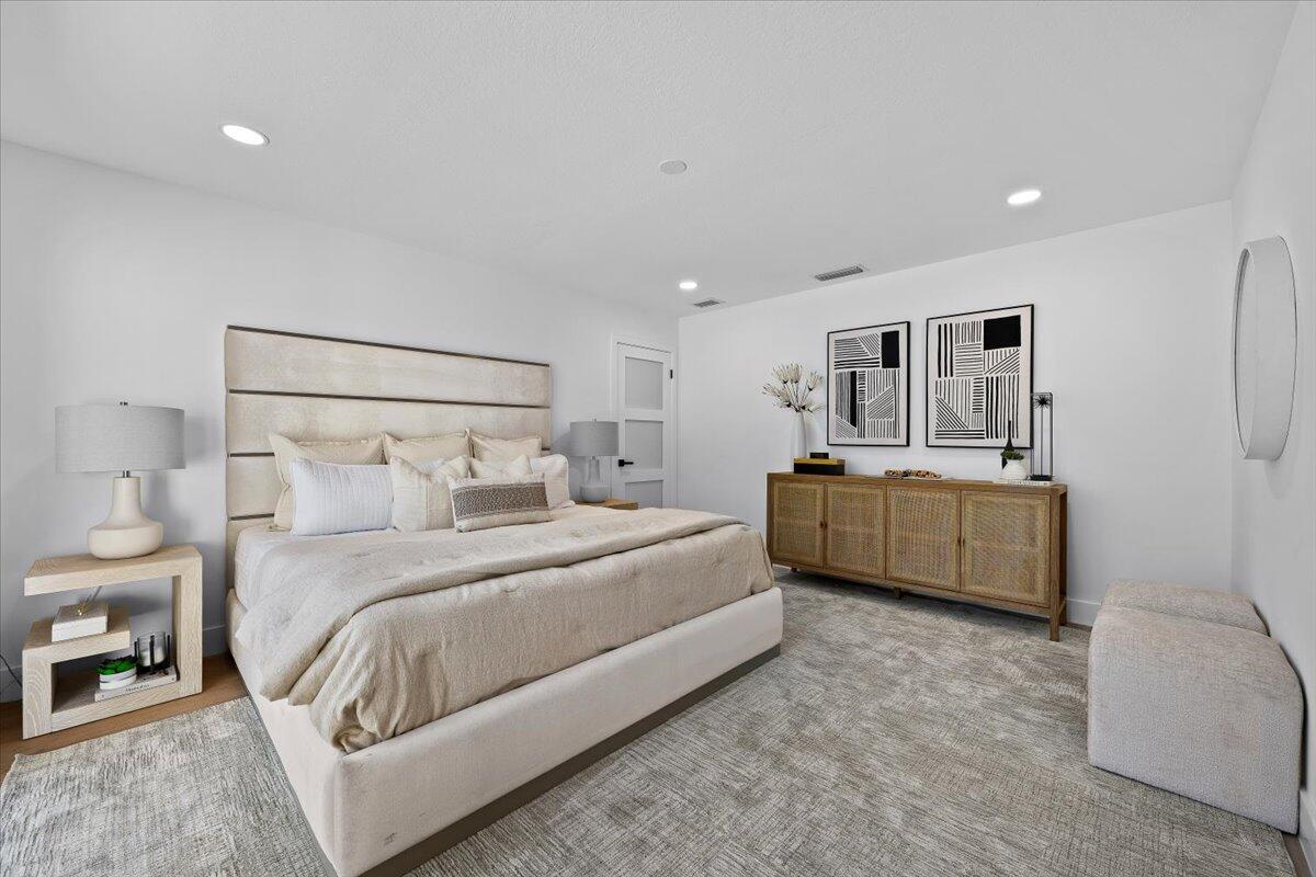 GREENS CAY OF JONATHANS LANDING - Residential