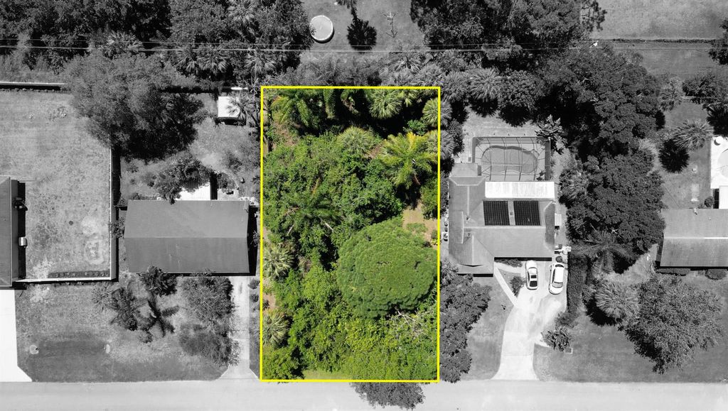 Photo of 7907 Santa Clara Boulevard, Fort Pierce, FL 34951 (MLS # R10975987)