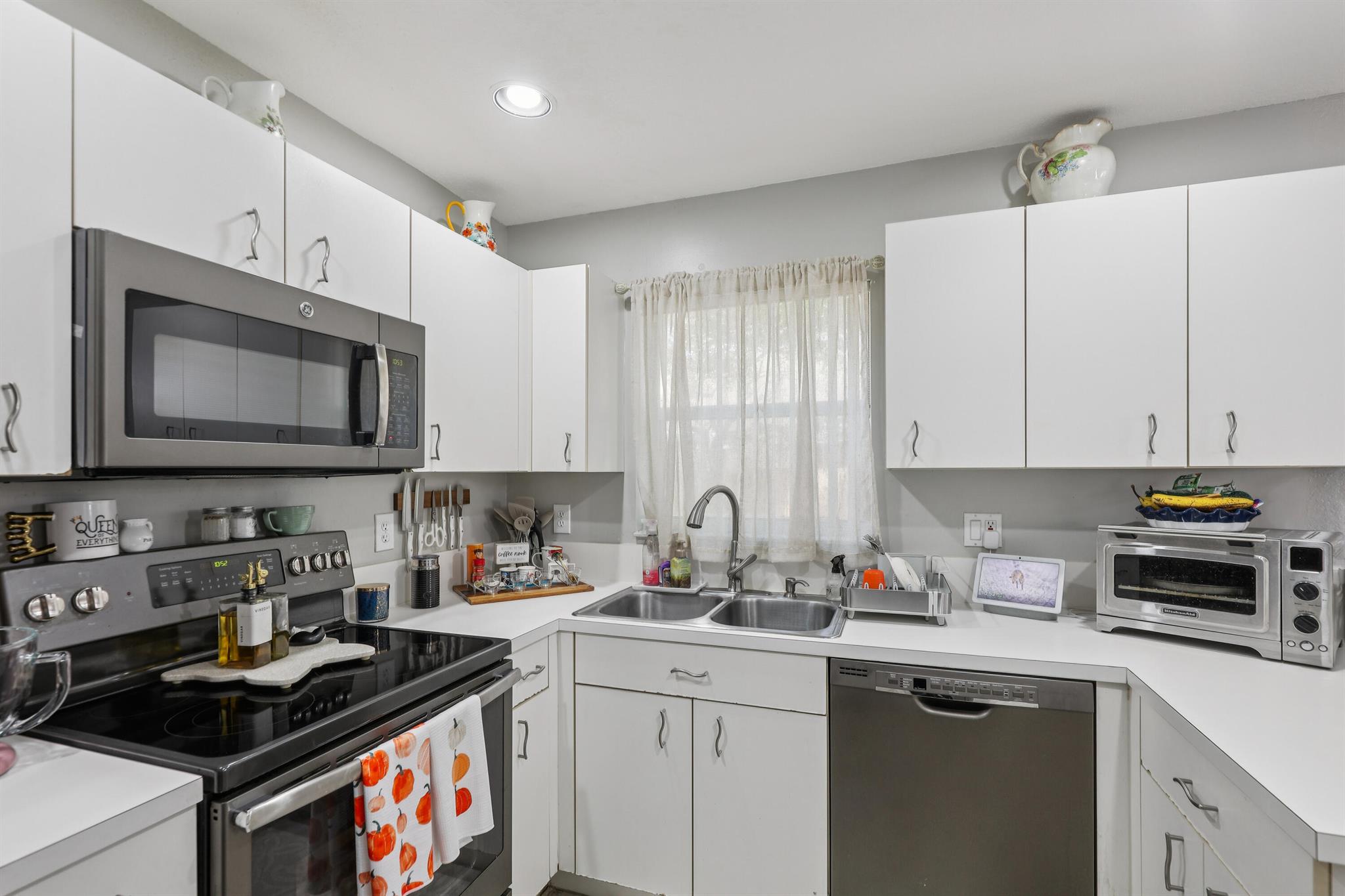 WATERFORD CROSSINGS - Residential