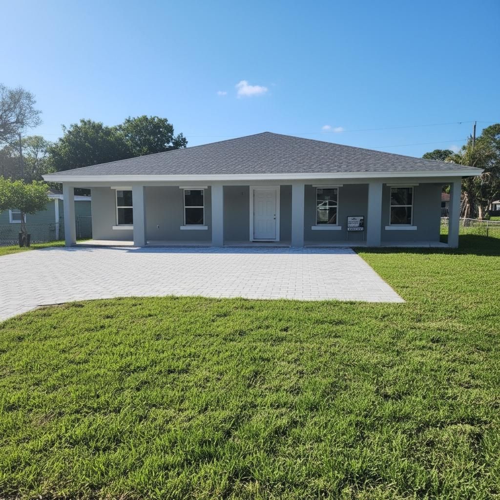 Photo of 2206 S 34th Street, Fort Pierce, FL 34947 (MLS # R11104041)