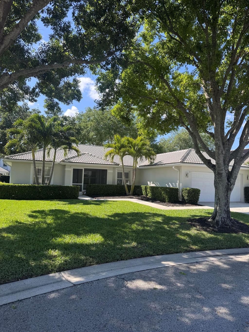 Photo of 252 Coconut Point, Jupiter, FL 33458 (MLS # R11075529)