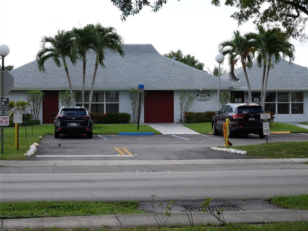 FAIRWAYS OF TAMARAC - Residential