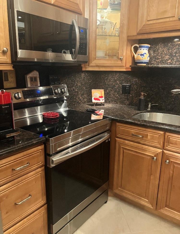 GRANTHAM F CONDO - Residential