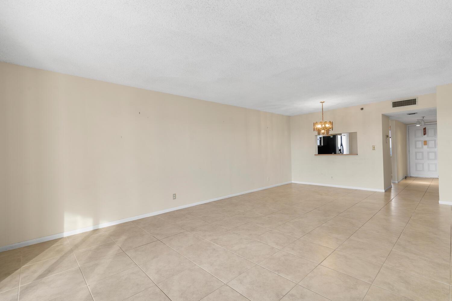 HUNTINGTON LAKES SEC THREE CONDOS - Residential